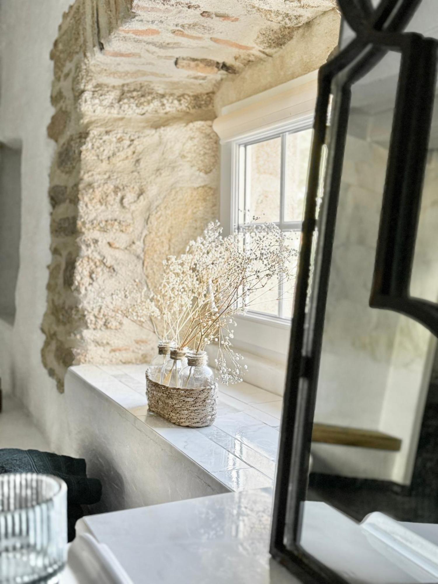 Manoir Medieval Art Deco - Logis Des 3 Artistes Sevremont Exterior foto